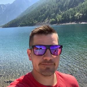 Meet your Posher, Scott